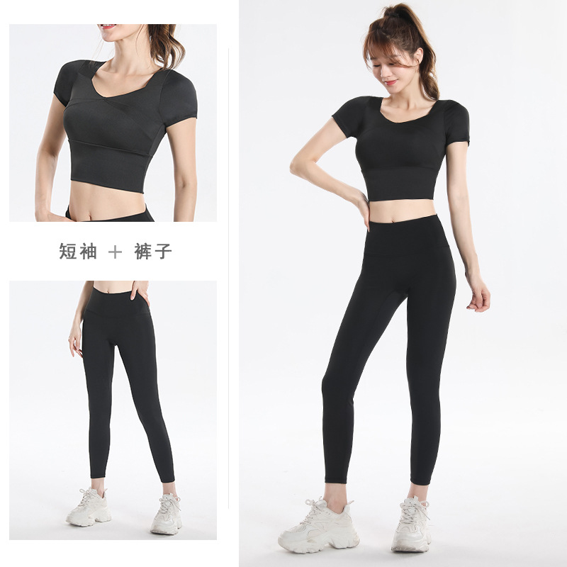 Conjunto Deportivo de Secado R - Yoga & Fitness Classes By Niharika Zirakpur Reviews reseña y precio