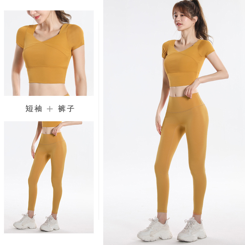 Conjunto Deportivo de Secado R - Yoga & Fitness Classes By Niharika Zirakpur Reviews reseña y precio
