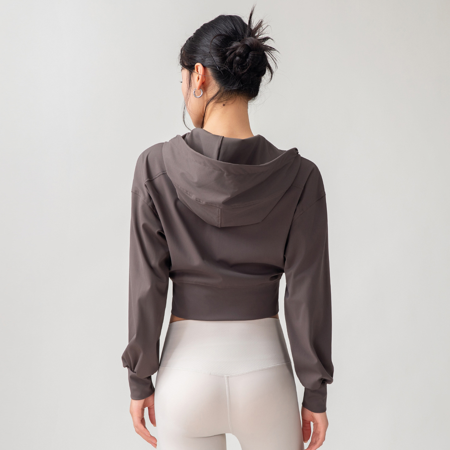 Top Deportivo Casual con Capuc - Yoga & Fitness Classes By Niharika Zirakpur Reviews reseña y precio